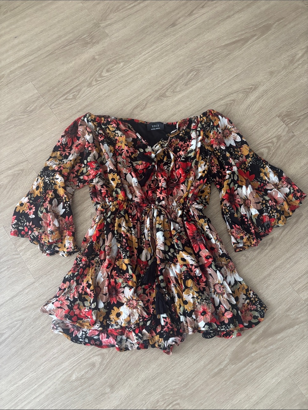 NWOT Vici Collection Floral Boho Romper